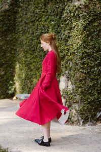 Lněné červené šaty Classic s dlouhým rukávem