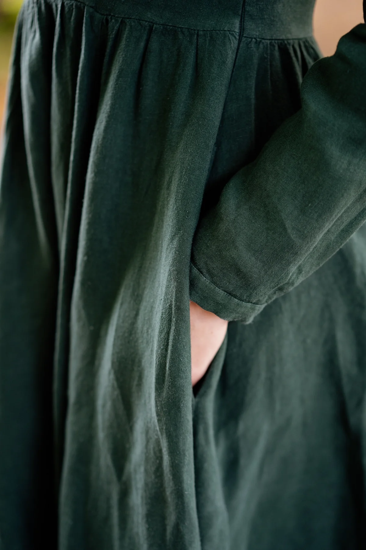 SON DE FLOR lněné šaty Classic Evergreen - Image 5