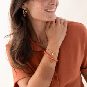 Náramek Impulsive zlatý s karneolem