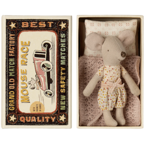 Maileg myška malá sestřička