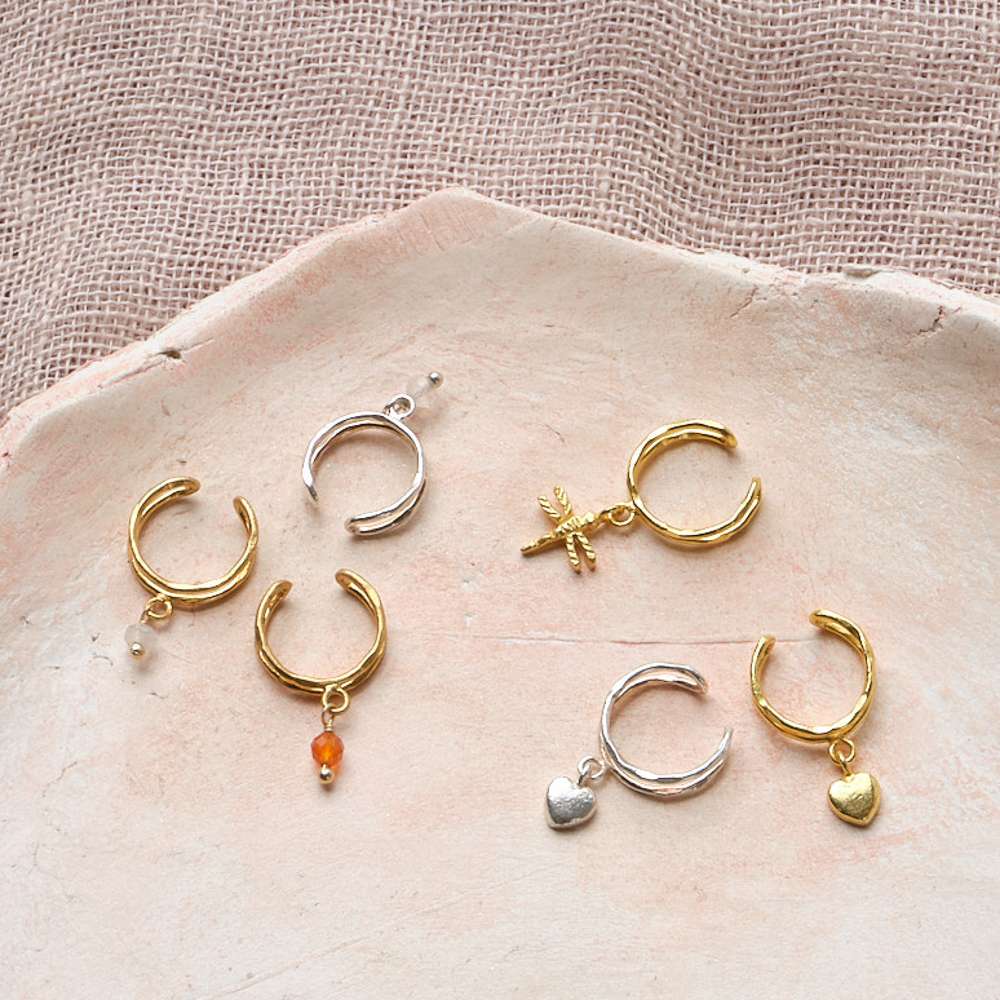 Symbol Ear Cuff zlatý s vážkou - Image 2