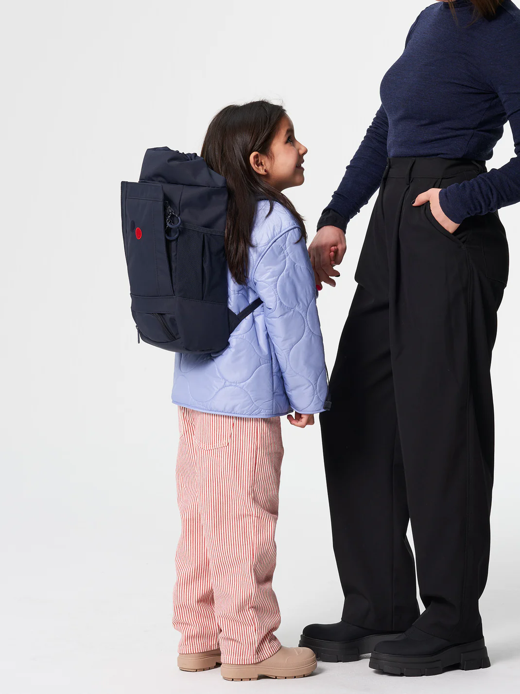 Pinqponq BLOK MINI dětský batoh v tmavomodré barvě - Image 2